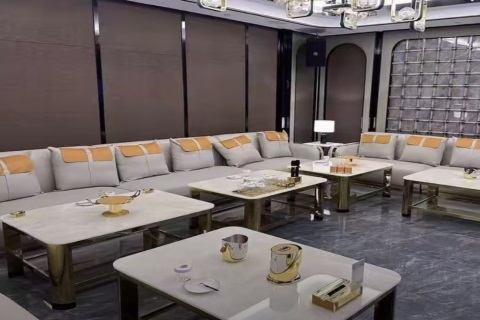 克拉玛依市区高档夜场KTV招聘-我们场不乱收费欢迎应聘